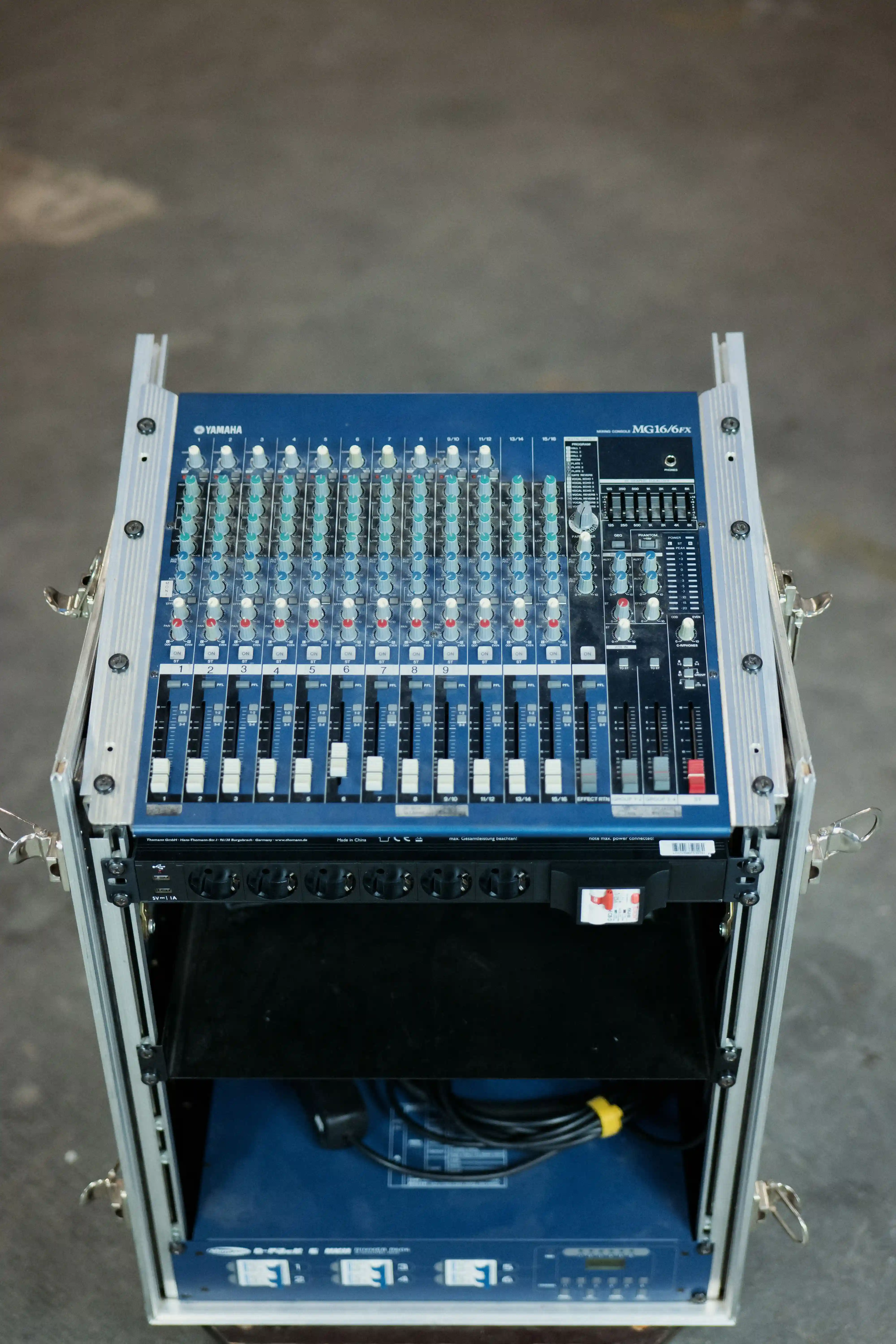 Yamaha MG16 Kanal Analogmixer
